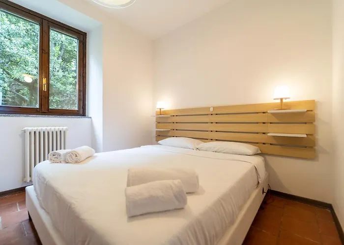 Lakefront With A View, Parking And Swimming Pool Апартаменты Нессо